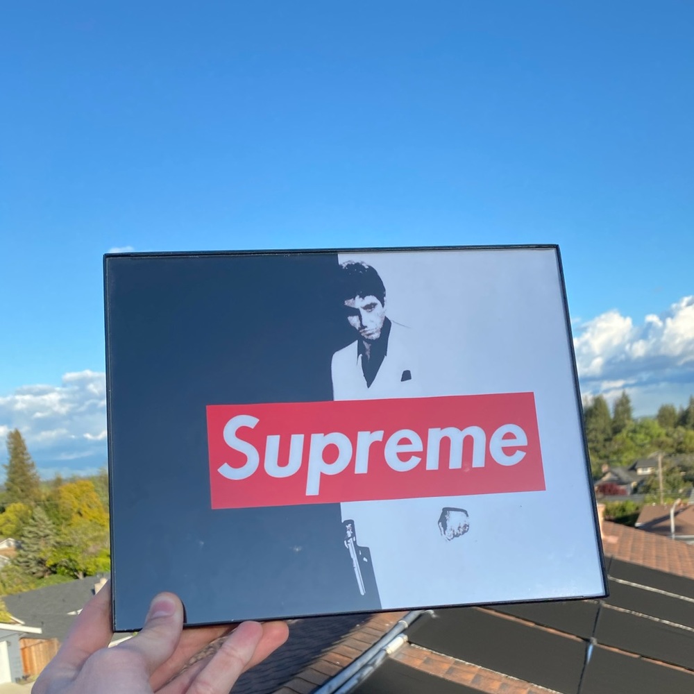 Supreme X Scarface Glass Photo